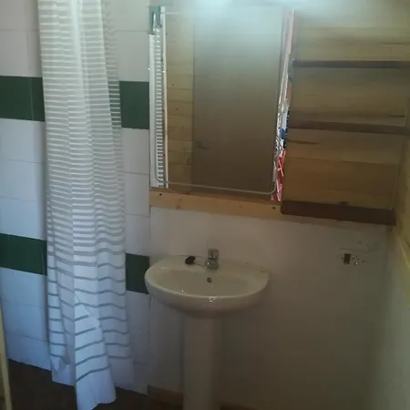 H.R.C Tio Medina 펜션 *